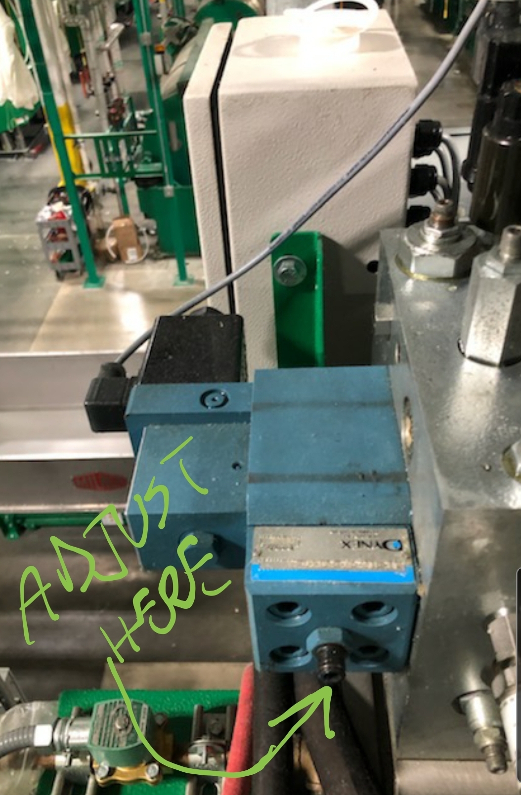 SIngle manifold bleeder adjustment.jpg