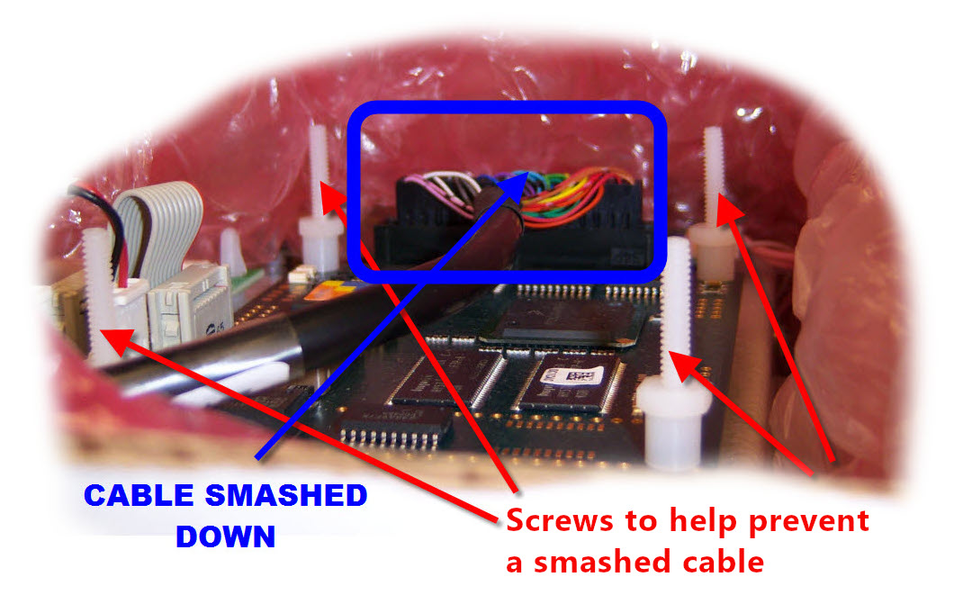 Smashed Cable 08EFD320CC 